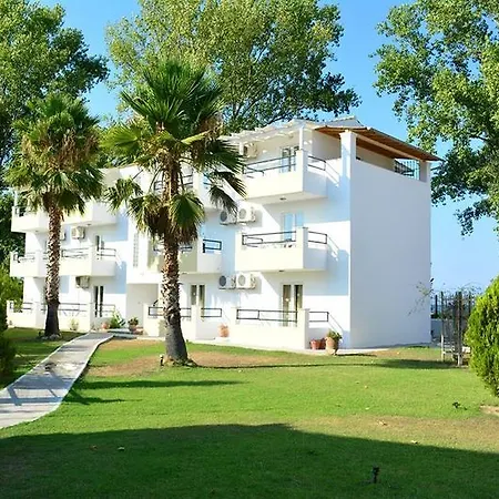 Hotel Cavos House