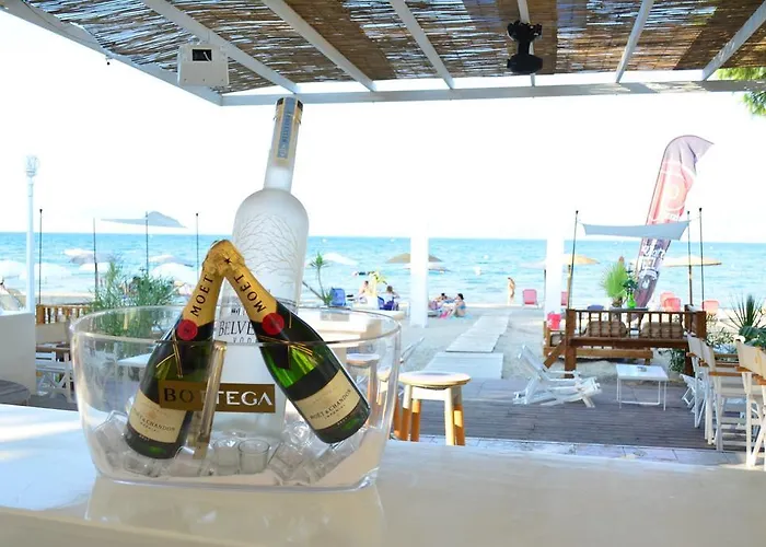 Cavos House Hotel 2*