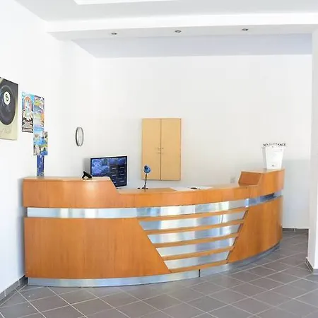 Cavos House קאבוס