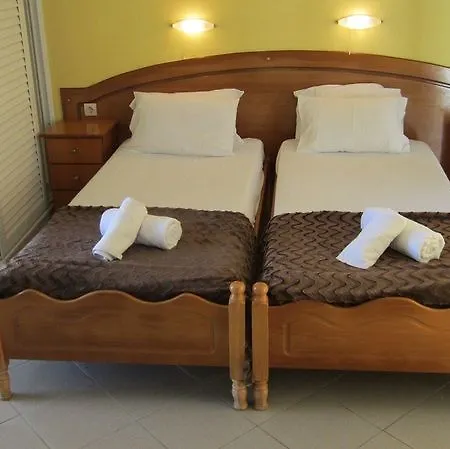 Ξενοδοχείο Cavos House Κάβος