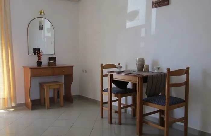 Ξενοδοχείο Cavos House