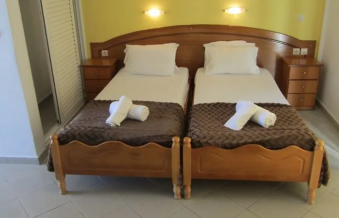 Ξενοδοχείο Cavos House Κάβος